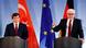 Die Außenminister Steinmeier und Davutoglu vor Flaggen ihrer Länder (Foto: rtr) Die Außenminister Steinmeier und Davutoglu vor Flaggen ihrer Länder (Foto: rtr)
