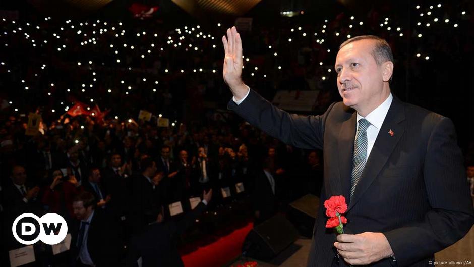 Erdogan Campaigns In Berlin – DW – 02/05/2014