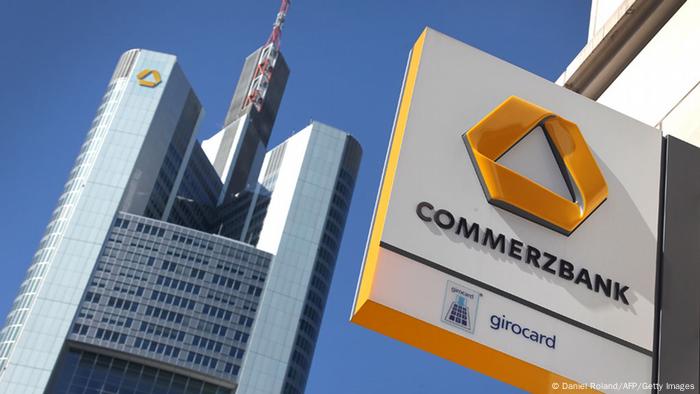 Logo Headquarters Commerzbank Frankfurt am Main (Daniel Roland / AFP / Getty Images)