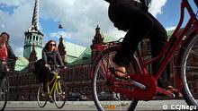 Велосипедистки у Копенгагені, столиці Данії 