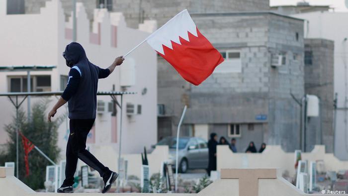 نبيل رجب: الناس يطالبون بوقف التعذيب والانتهاكات والفصل الطائفي