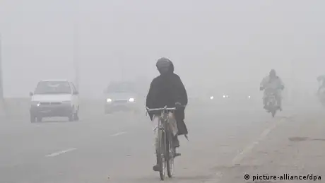 Pakistan Nebel in Lahore