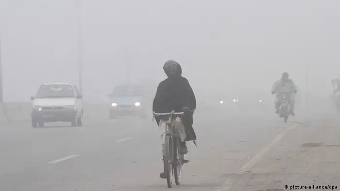 Pakistan Nebel in Lahore