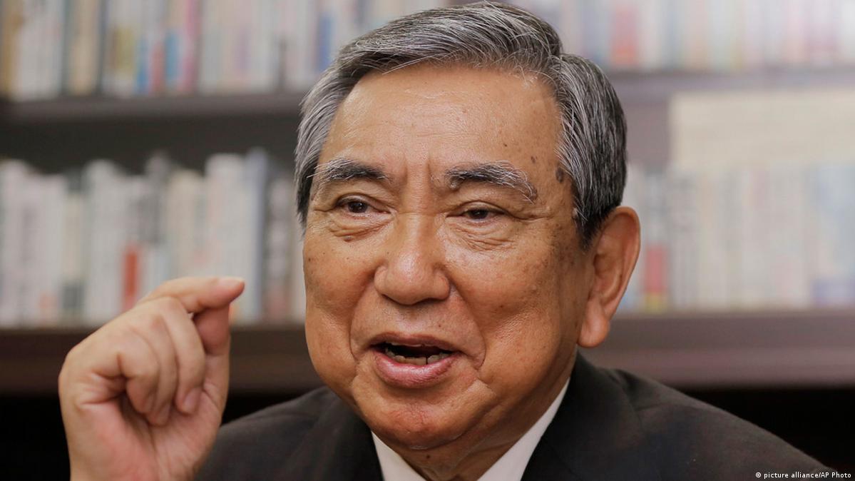 新苏黎世报：河野为推动日本承认战争暴行发挥了重要的个人作用。