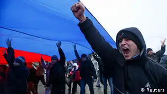 Pro russische Demonstration in Simferopol auf der Krim