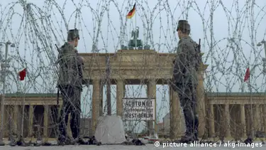 O Muro de Berlim, símbolo da Guerra Fria – DW – 13/08/2021