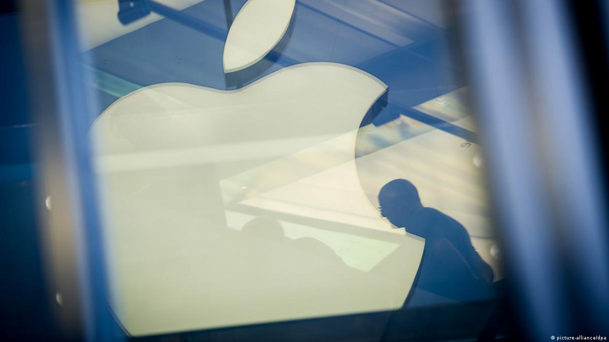 Apple in Dow Jones DW 03/06/2015