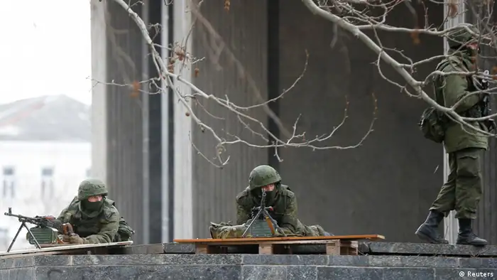 Ukraine Konflikt Krim Simferopol Soldat Bewaffneter