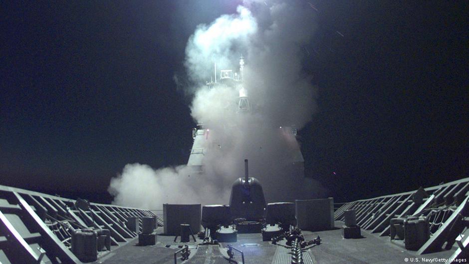 Tomahavk lansiran sa pramca američke krstarice USS Philippine Sea, kod obale Hrvatske - na cilj u Jugoslaviji, 24. marta 1999.
