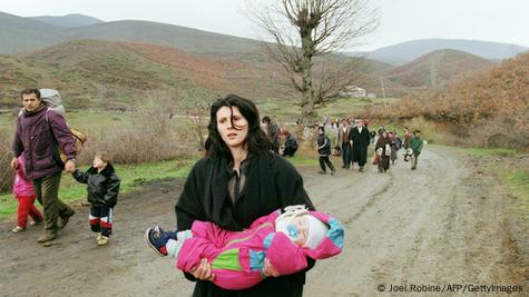 Bildergalerie Kosovo Krieg 15 Jahre Flüchtlinge Grenze Albanien Bildergalerie Kosovo Krieg 15 Jahre Flüchtlinge Grenze Albanien