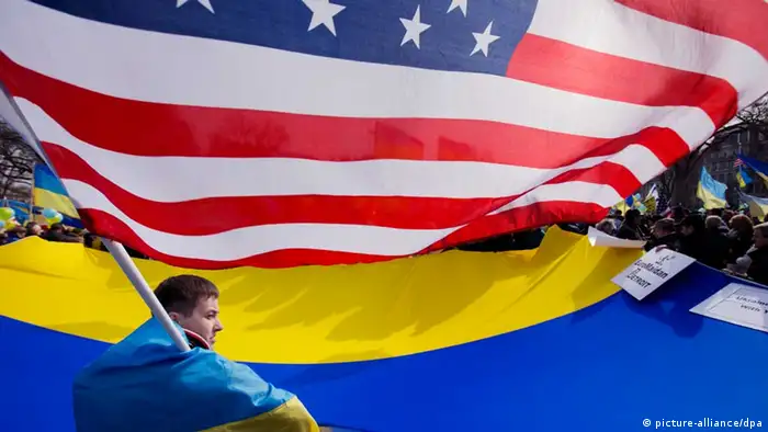 USA, Ukraine, Krim-Krise, Proteste, Flaggen