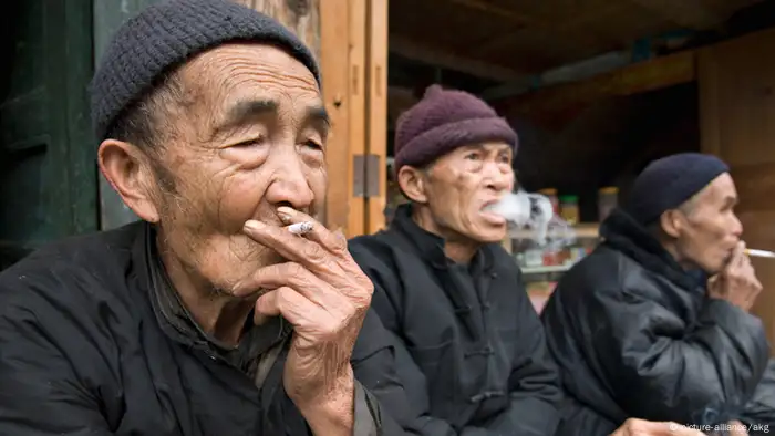 China Raucher in der Provinz Guizhou, Zhaoxing