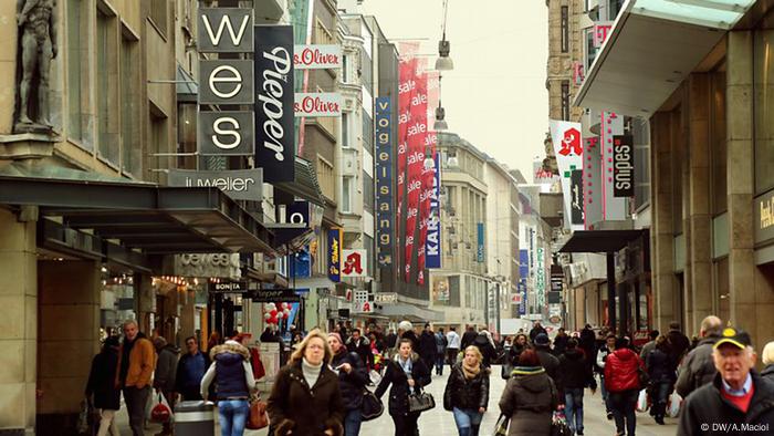 Consumer Confidence Holding In Germany | DW Learn German