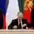 Владимир Путин подписывает указ о присоединении Крыма к России