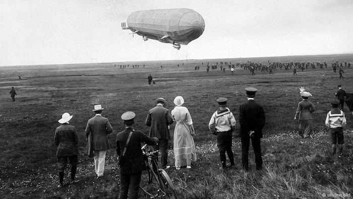 Airship Zeppelin over the island of Sylt (1912)