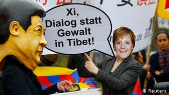 Xi Jinping in Berlin Tibet Demo 28.03.2014