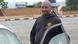 Francois Kabagema mit seinem Taxi Francois Kabagema mit seinem Taxi