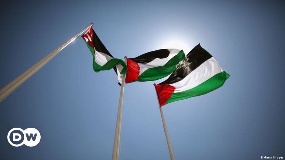 Ondear la bandera palestina puede ser considerado delito en Reino