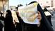 Schiitische Frauen demonstrieren gegen Formel 1-Rennen in Bahrain (Foto: Reuters) Schiitische Frauen demonstrieren gegen Formel 1-Rennen in Bahrain (Foto: Reuters)