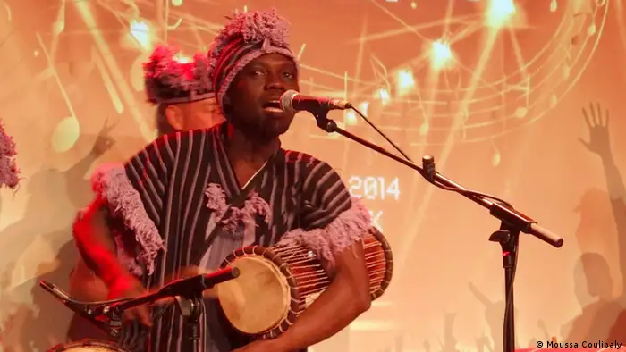 Moussa Coulibaly joue tous les instruments traditionnels africains