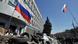 Пророссийские протесты перед зданием СБУ в Луганске Пророссийские протесты перед зданием СБУ в Луганске