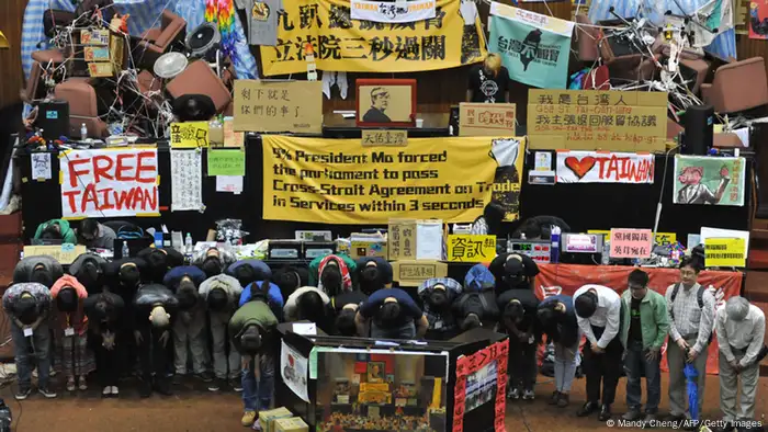 Studentenprotest gegen Freihandelsabkommen mit China in Taipeh, Taiwan