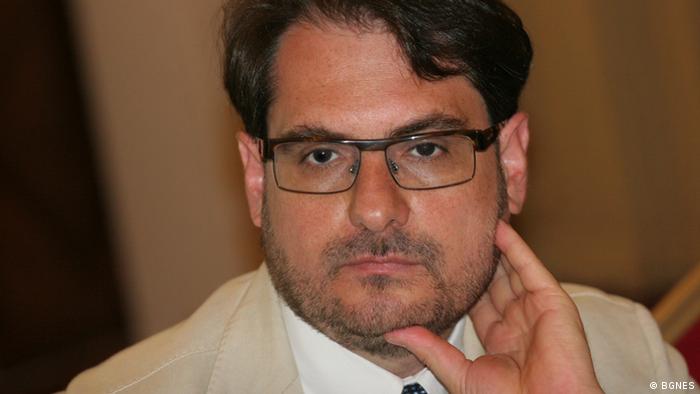  Автор и сътрудник 