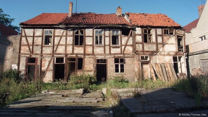 Verfallenes Haus