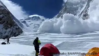 Mount Everest Lawine 18.04.2014