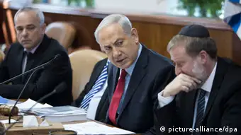 Benjamin Netanyahu im Kabinett in Jerusalem