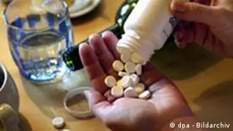 Symbolbild Tablettenmissbrauch Selbstmord