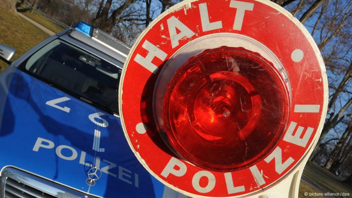 Polizeikelle - (Foto: Franziska Kraufmann/dpa)
