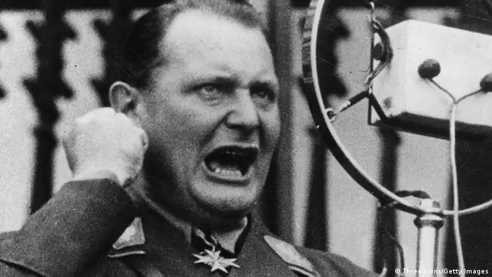 Hermann Göring hält eine Rede (Three Lions/Getty Images)