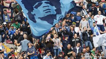 SSC Neapel Fans Diego Maradona Fahne