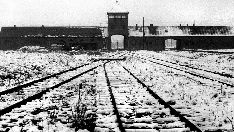 Descoberta de Auschwitz foi surpresa, diz libertador ucraniano - BBC News  Brasil