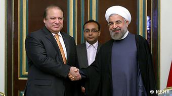 Hassan Rohani, iranischer Präsident (rechts), trifft den pakistanischen Ministerpräsidenten, Mohammad Navaz Sharif (links) am 11. 05.2014 in Tehran