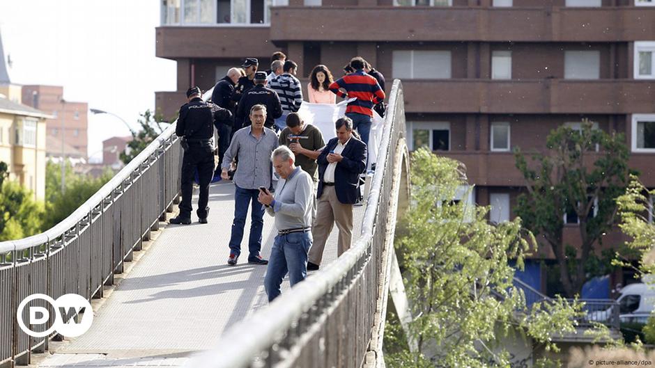 arrests-after-spain-shooting-dw-05-13-2014