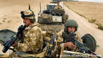British soldiers in the Iraq war of 2004 (Photo: Maurice McDonald)