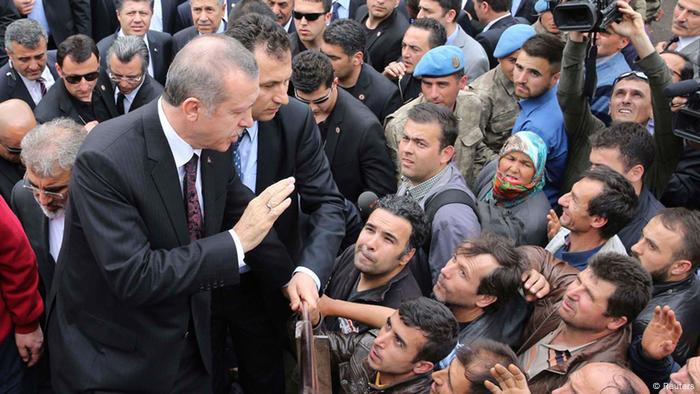 mourning outrage reverberate through turkey all media content dw 15 05 2014