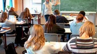Illustration PISA-Studie Schulklasse