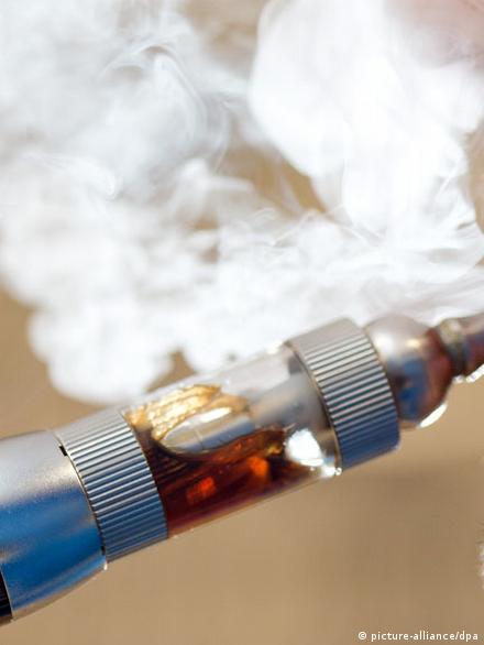 E-cigarettes: things we should know about a growing trend – DW – 06/04/2014