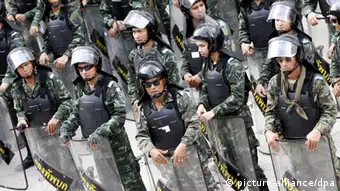 Thailand Militärputsch Soldaten 01.06.14
