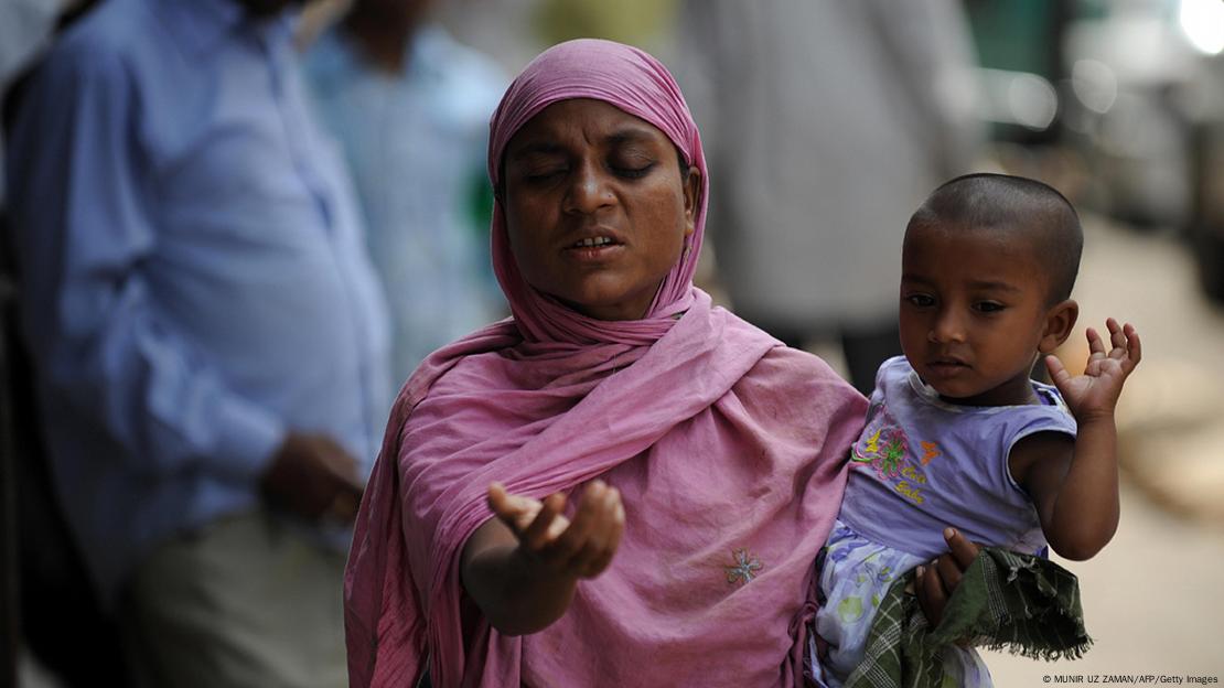 Bangladesch Blinde Bettlerin in Dhaka Bangladesch Blinde Bettlerin in Dhaka