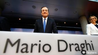 Παρά την αρχική κριτική, σήμερα πολλοί επισημαίνουν ότι οι παρεμβάσεις Ντράγκι συνέβαλαν στη διάσωση του ευρώ