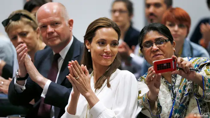 Angelina Jolie beim Gipfel in London 11.06.2014