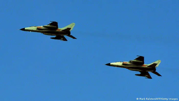 China Militärflugzeug Archiv 2013