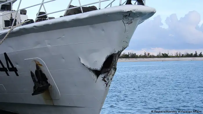 China Kriegsschiff Schaden nach dem Zusammenstoß am 03.05.2014