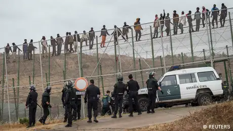 Melilla spanische Exklave Flüchtlingsansturm 17.5.2014