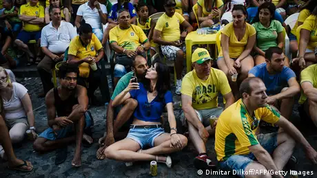 FIFA WM 2014 Fans Kuss