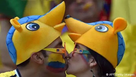 FIFA WM 2014 Kolumbien Fans Kuss